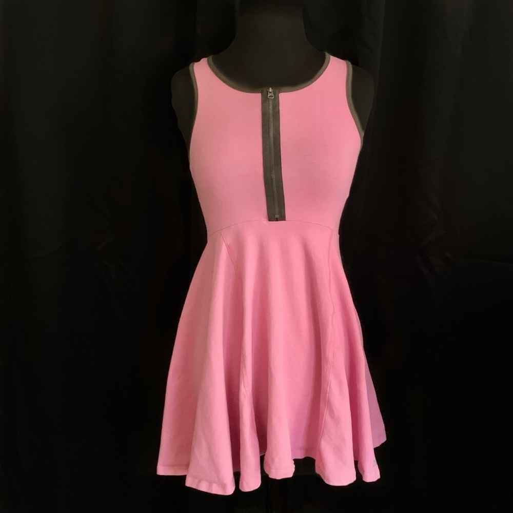 💕 Barbie Pink Sundress